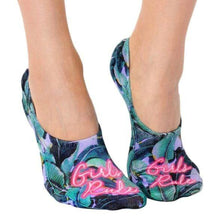 Living Royal No Show Socks , Girls Rule